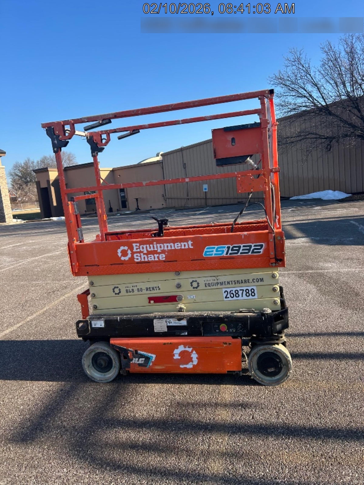 2022 JLG ES1932