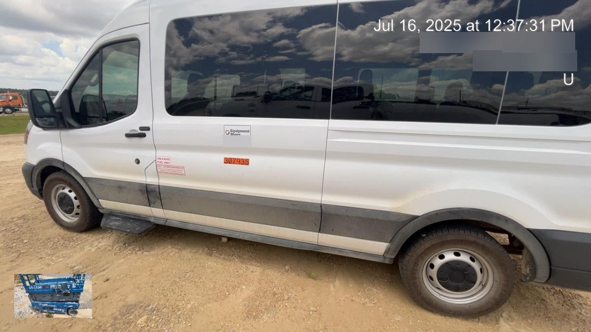 2023 FORD Transit 350 Rental