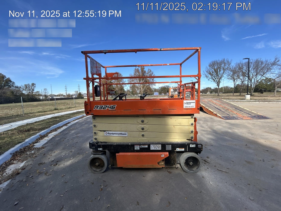 2021 JLG R3246