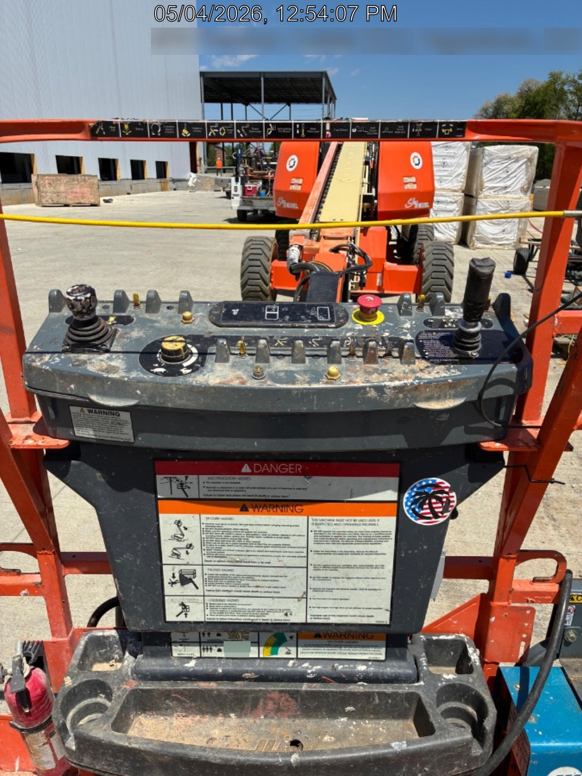 2023 JLG 660SJ