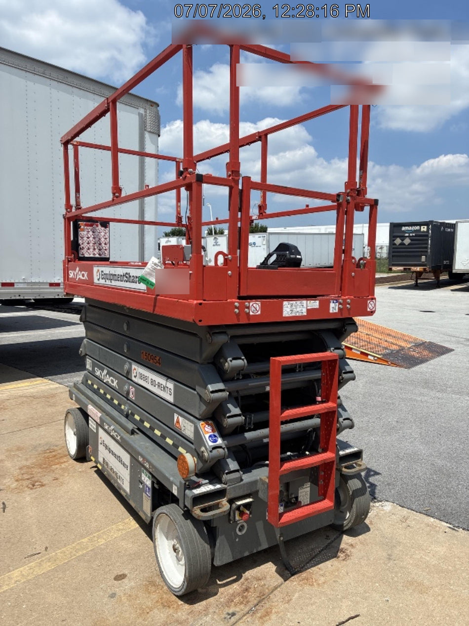 2021 SKYJACK SJ4740