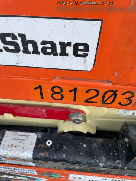 2021 JLG ES1330L