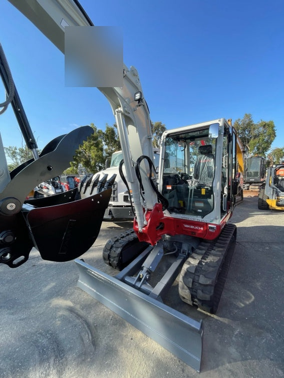 2024 TAKEUCHI TB290-CR