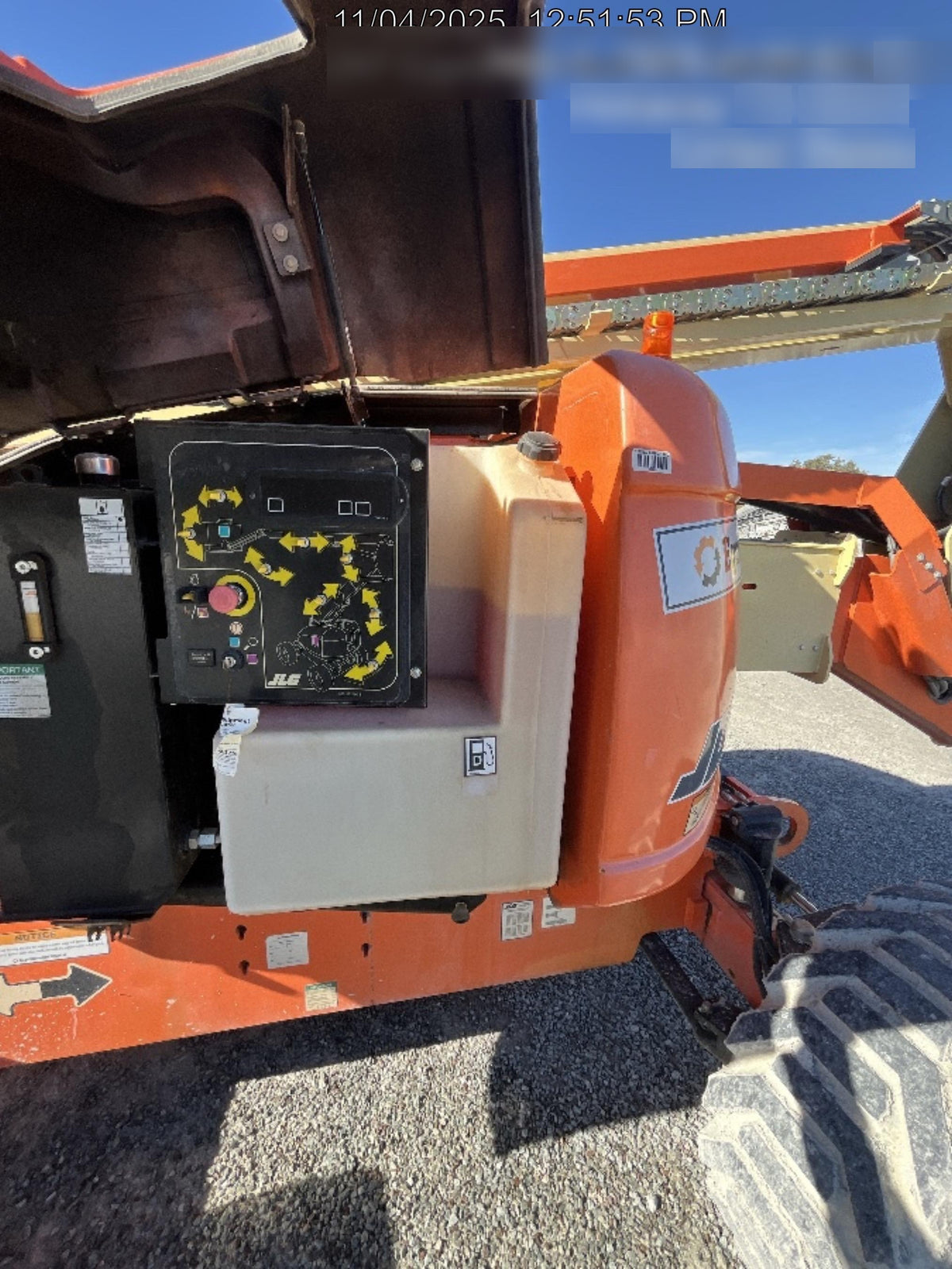 2021 JLG 600AJ