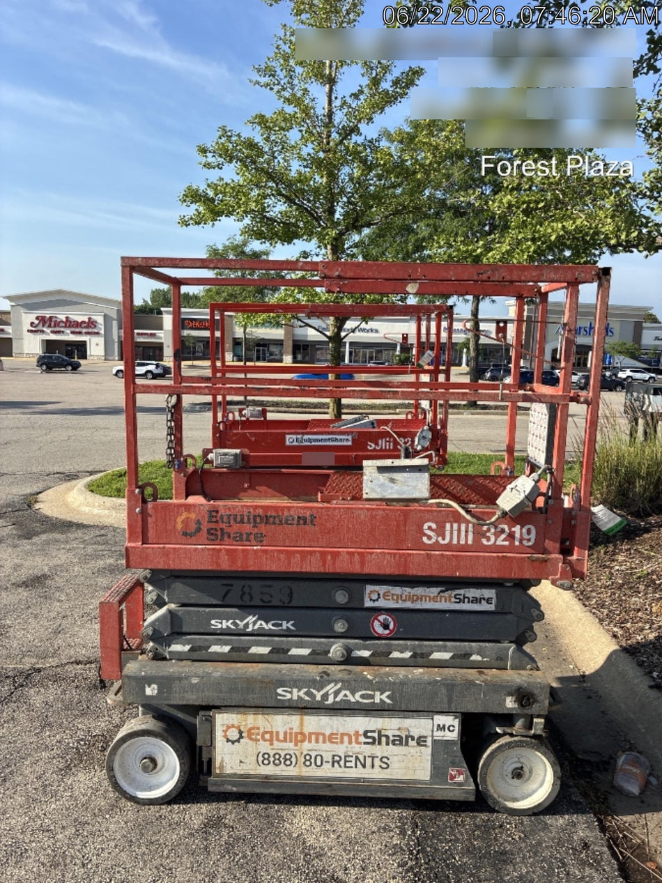 2018 Skyjack SJIII-3219 Skyjack SJIII3219 Scissor Lift w/Trojan Batteries
