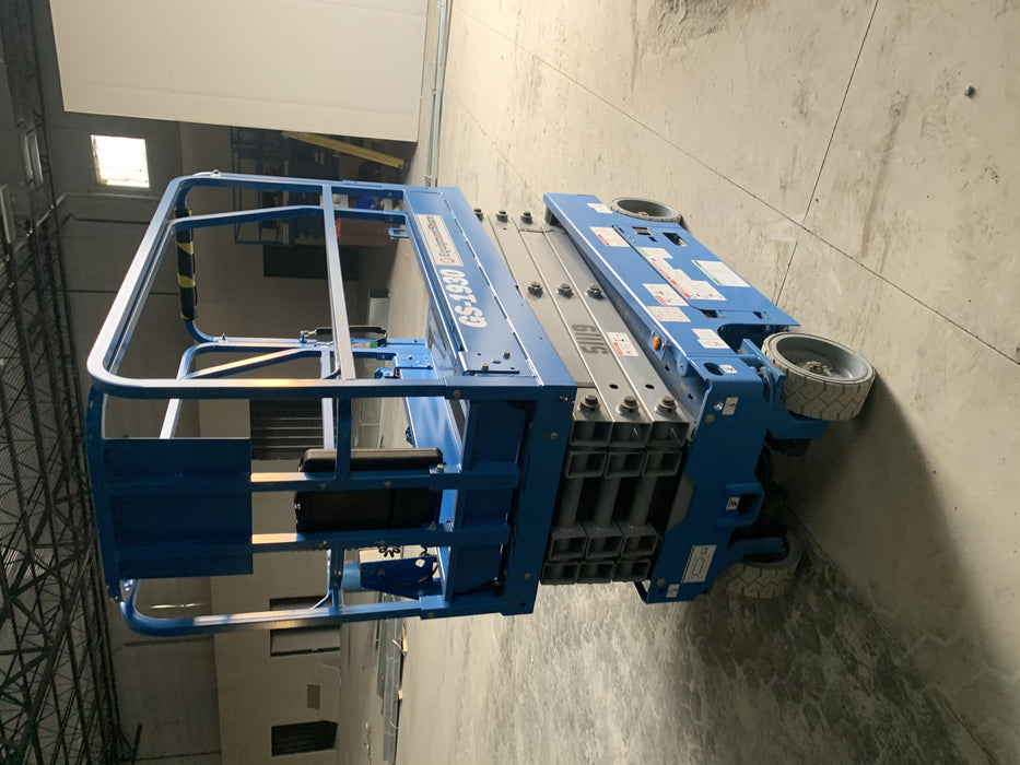 2019 Genie GS-1930 Fixed Rails with Chain Entry