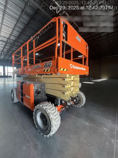 2023 JLG RT4394