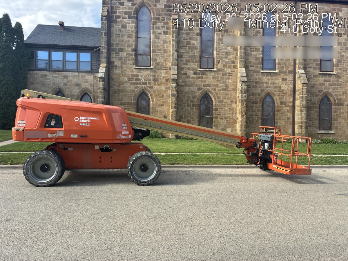 2022 JLG 600S