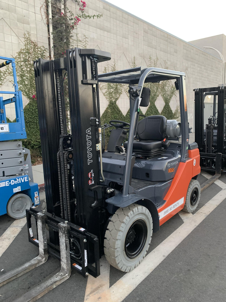 2022 TOYOTA 50-8FGU25