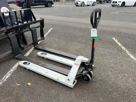 2023 STRONGWAY 4400 lb Pallet Jack