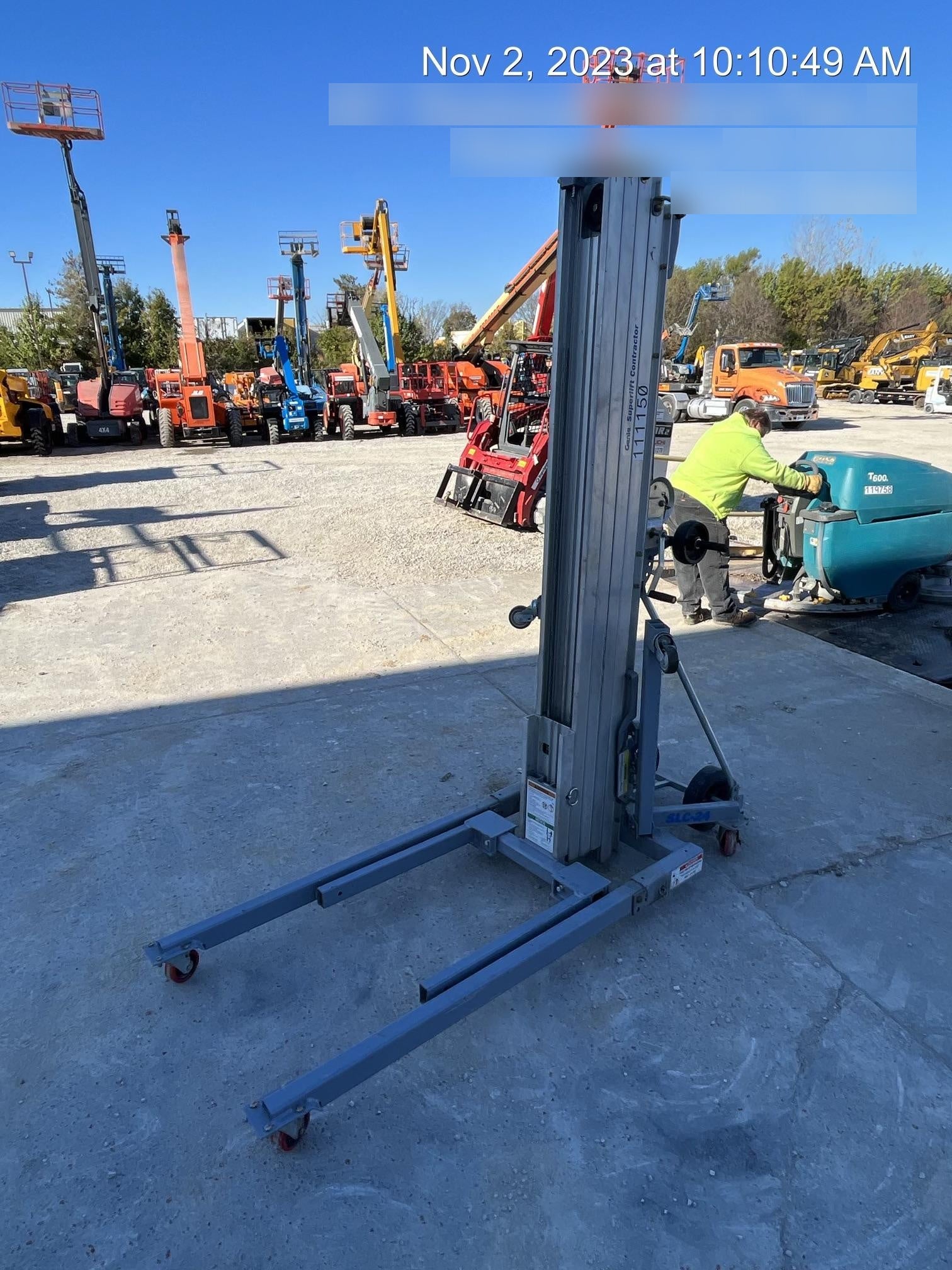 2020 GENIE SLC-24