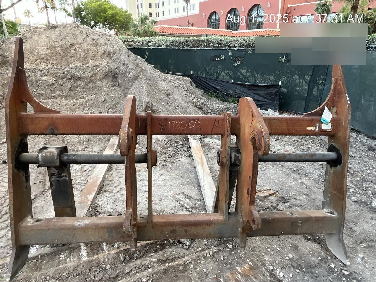 2014 WERK-BRAU 96" Loader Fork Carriage - Werk-Brau