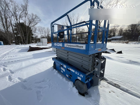 2022 GENIE GS-3246