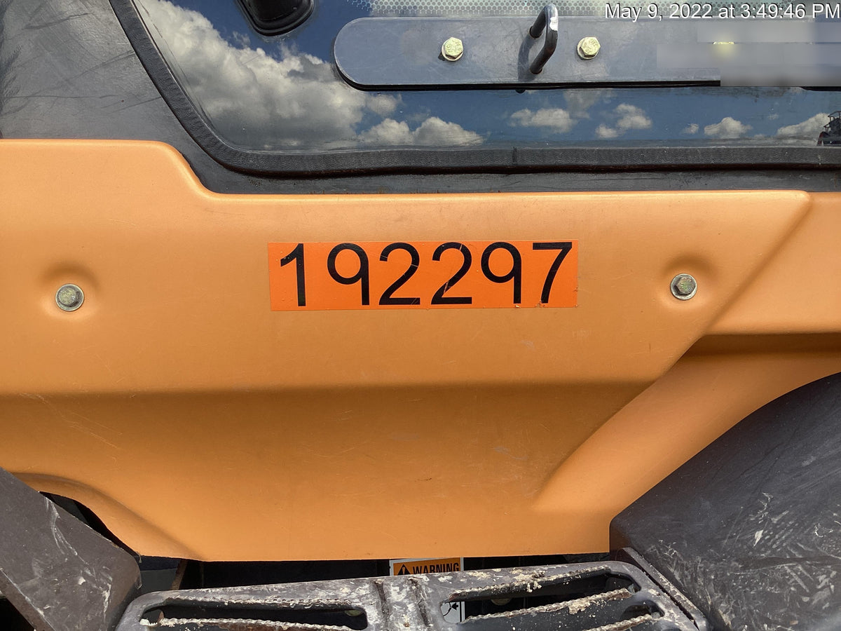 2018 CASE 621G