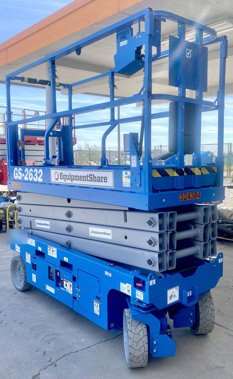 2023 GENIE GS-2632