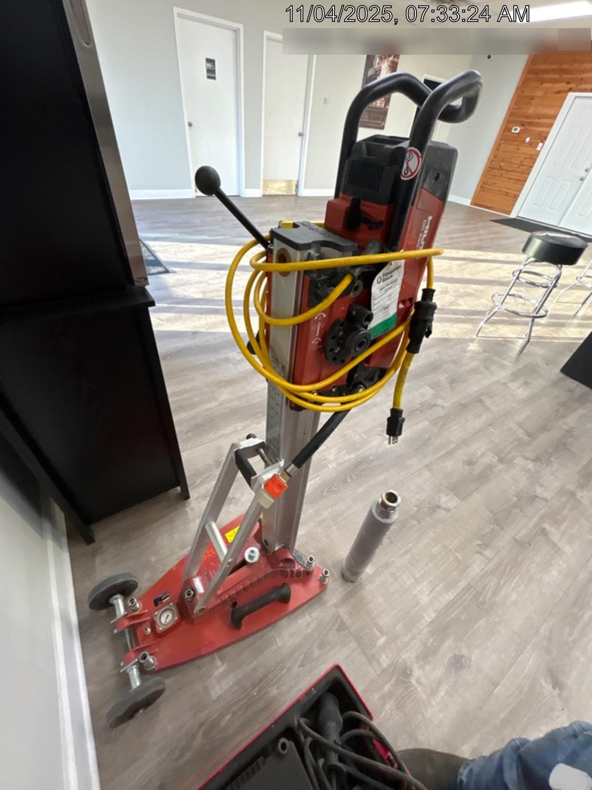 2022 HILTI DD250E