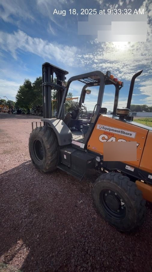 2023 CASE 588H