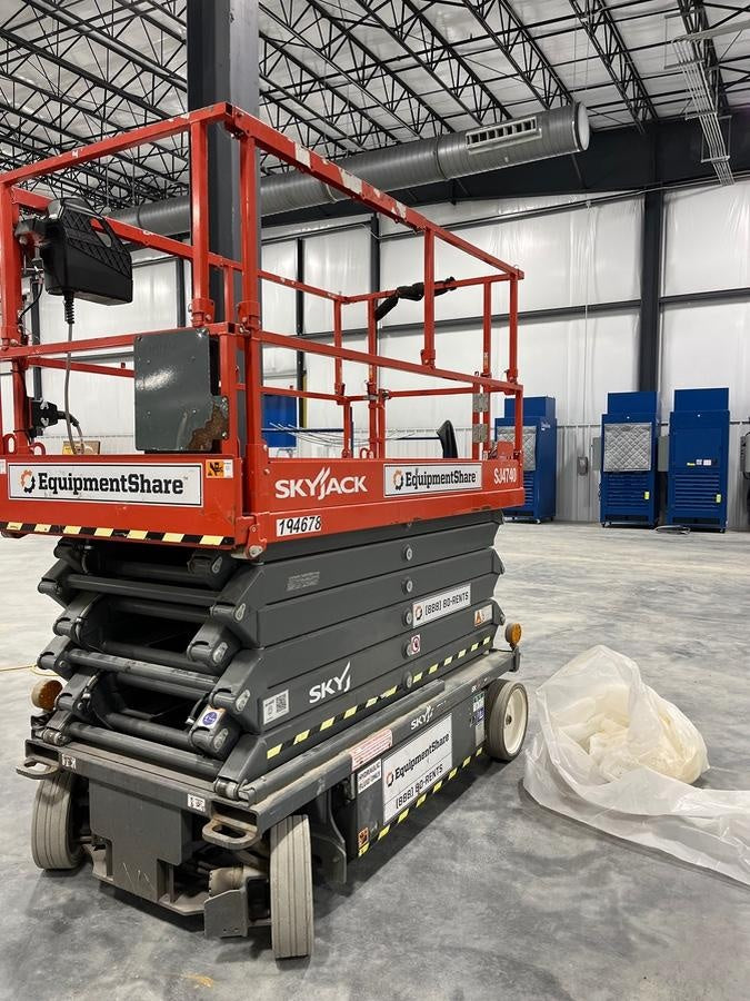 2021 SKYJACK SJ4740