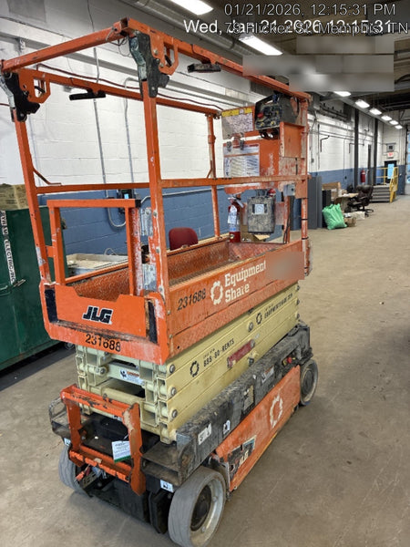 2022 JLG ES1932