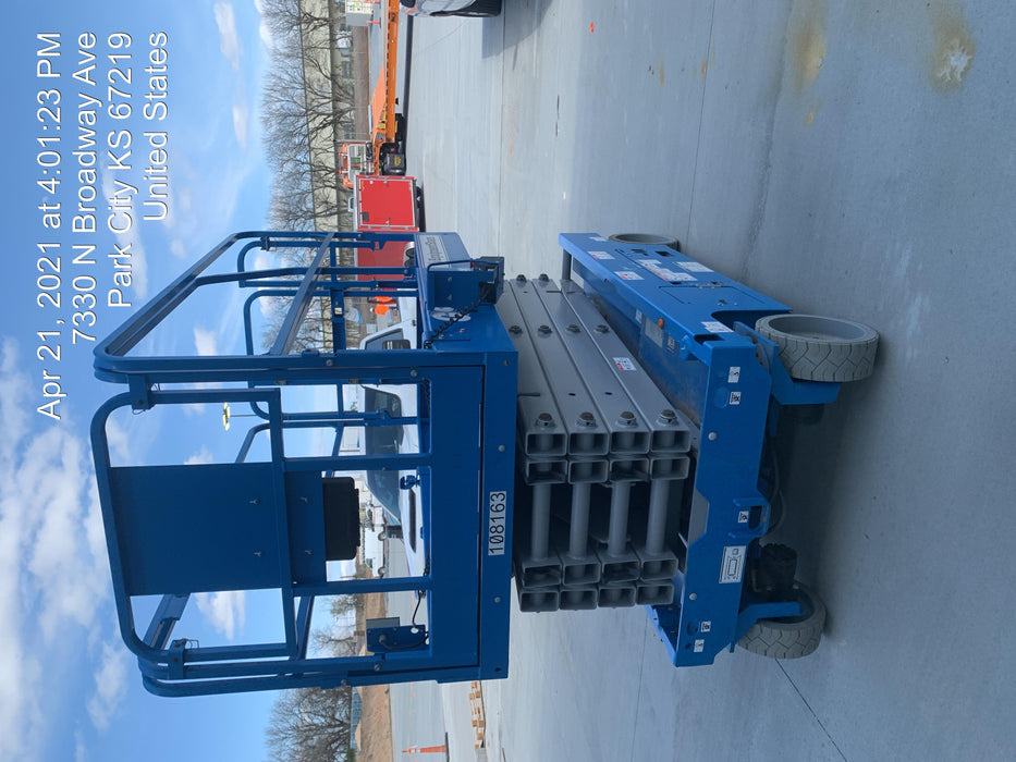 2020 Genie GS-3246 Standard, Folding full height swing gate