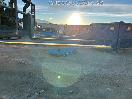 2021 JLG 1075