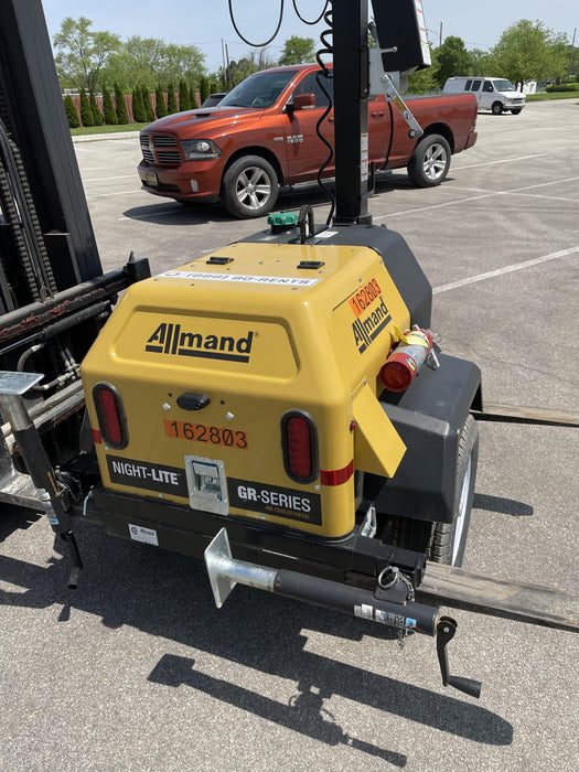 2021 Allmand NLV3GR (4) LED Light Fixture 350W, 23' Vertical Mast, 3kW Prime, Towable, Deep Sea L401, Leveling Jacks, Yanmar T4F 5.8hp