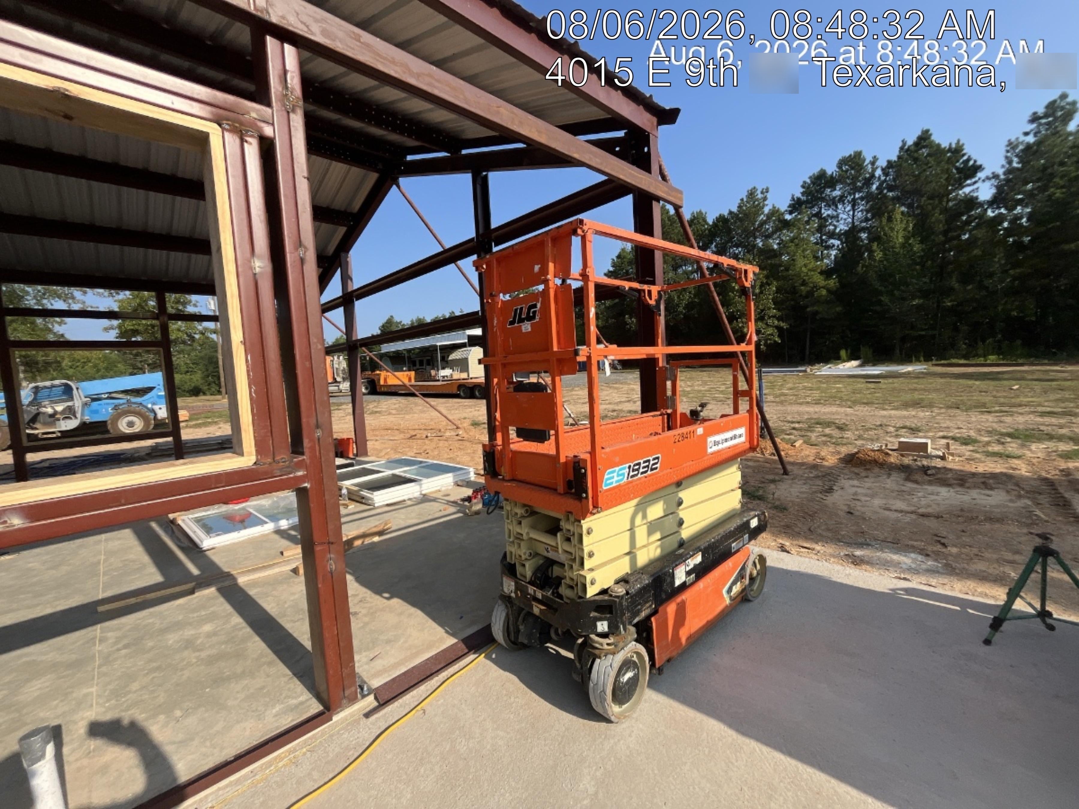 2022 JLG ES1932