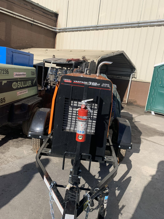 2021 Lincoln Electric Vantage 322 Vantage 322 Ready Pak 3 w/ Decals, ORANGE (includes trailer, cable rack, fender light kit) NO Telematics