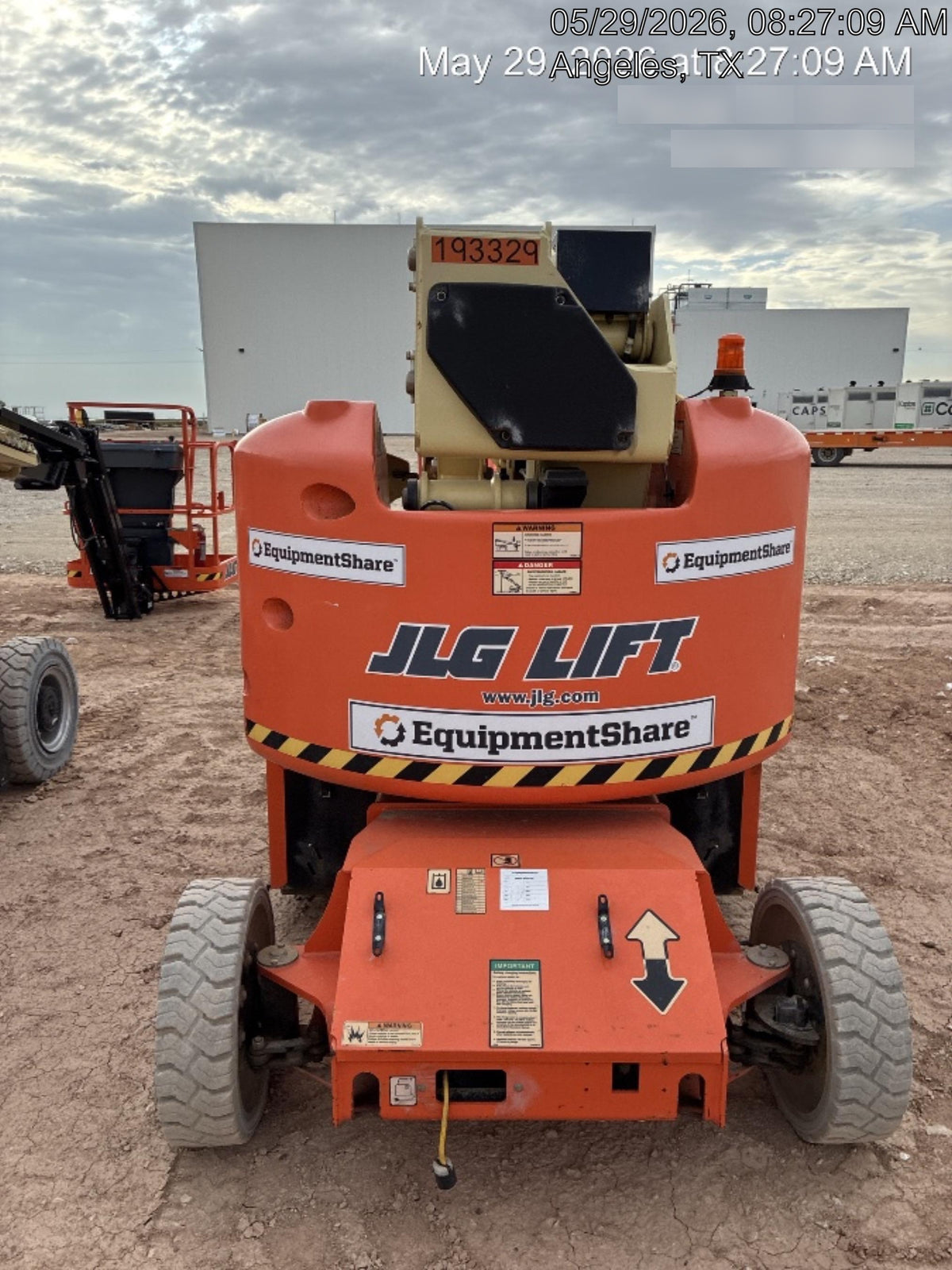 2021 JLG E400AJP Narrow