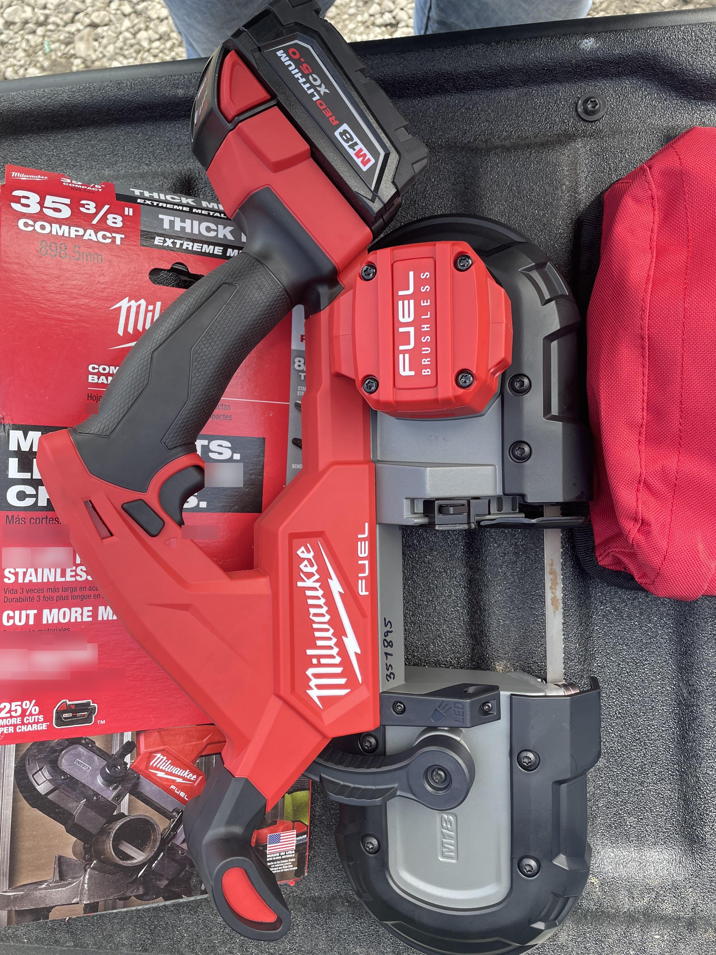 2023 MILWAUKEE 2829-20