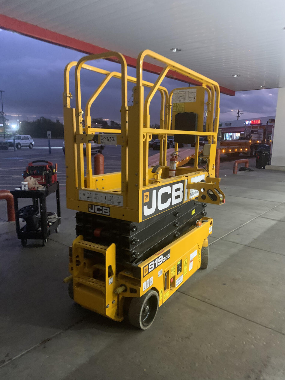2022 JCB S1930E