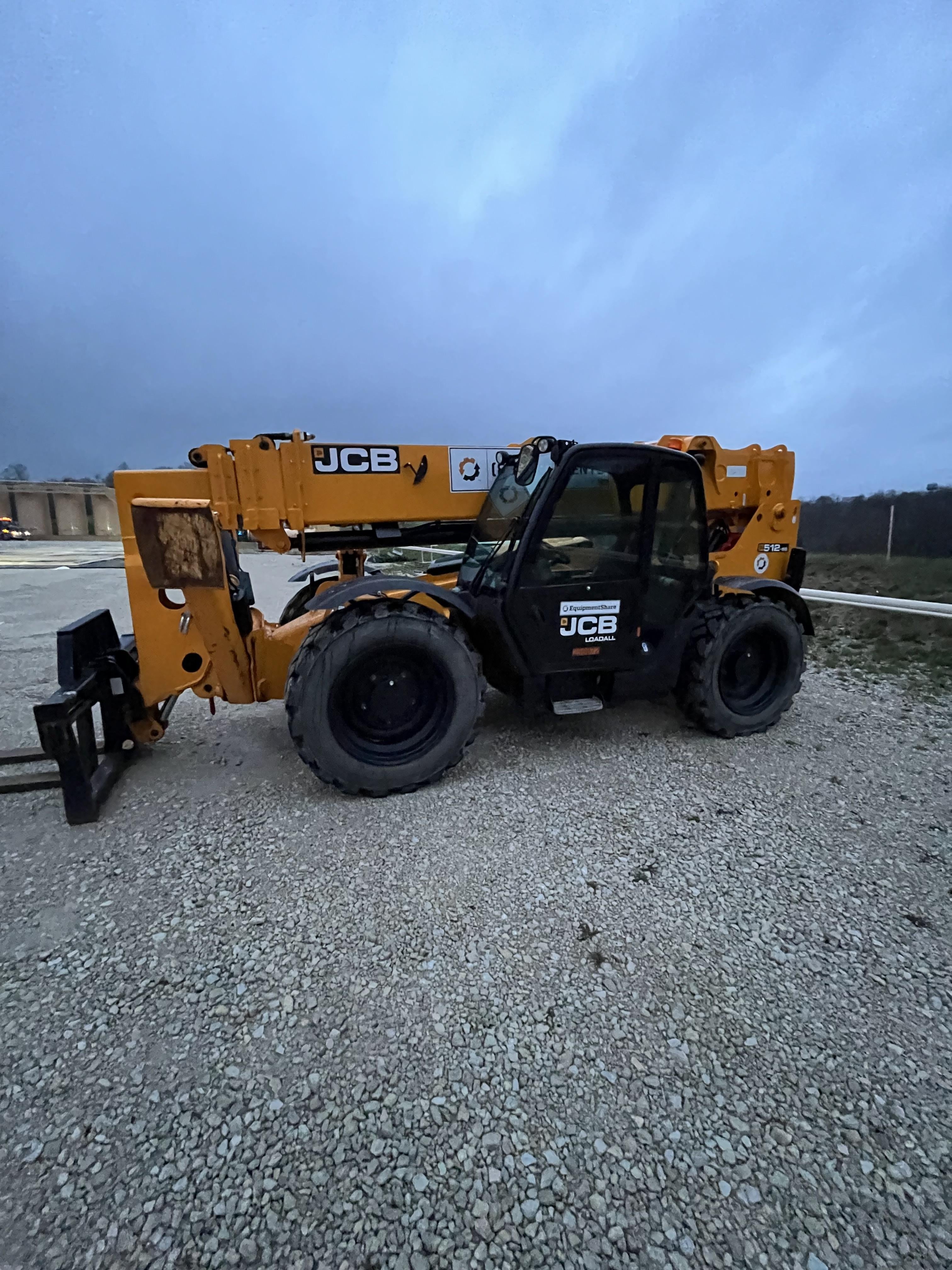 2022 JCB 512-56