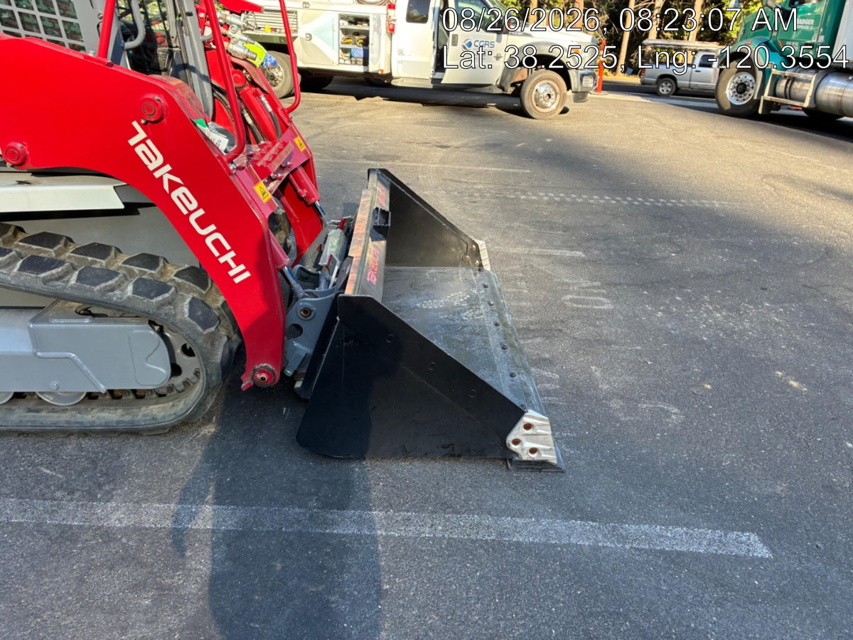 2024 TAKEUCHI TL8R2-CRH