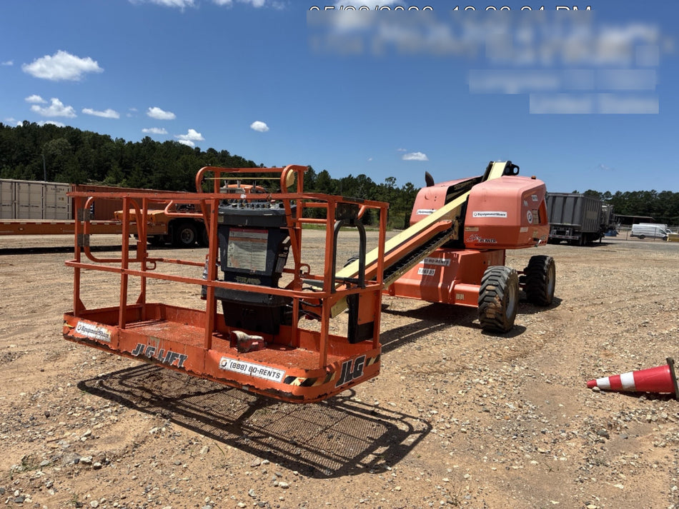 2021 JLG 400S