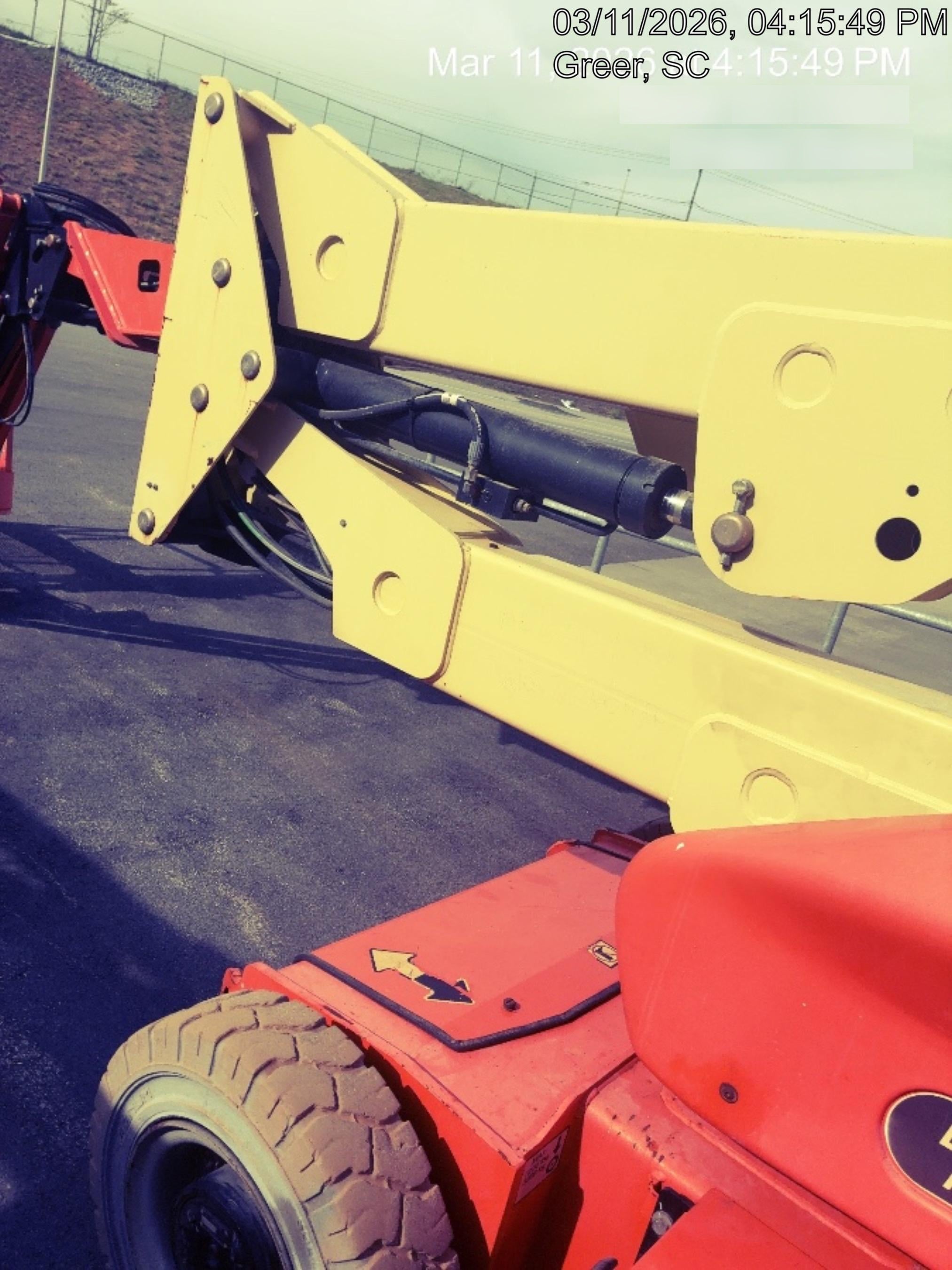 2019 JLG E400AJPN