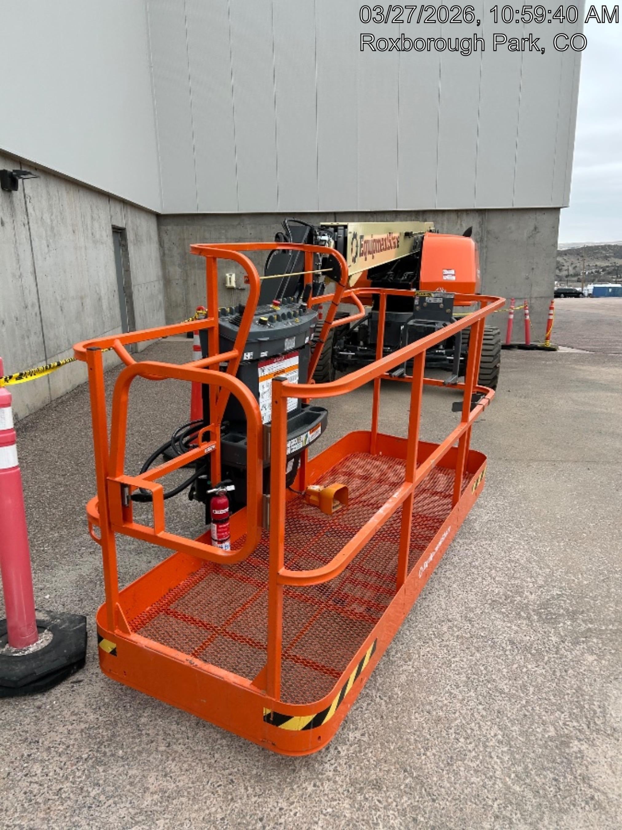 2025 JLG 660SJ