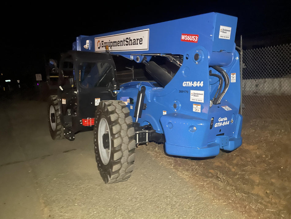 2022 GENIE GTH-844
