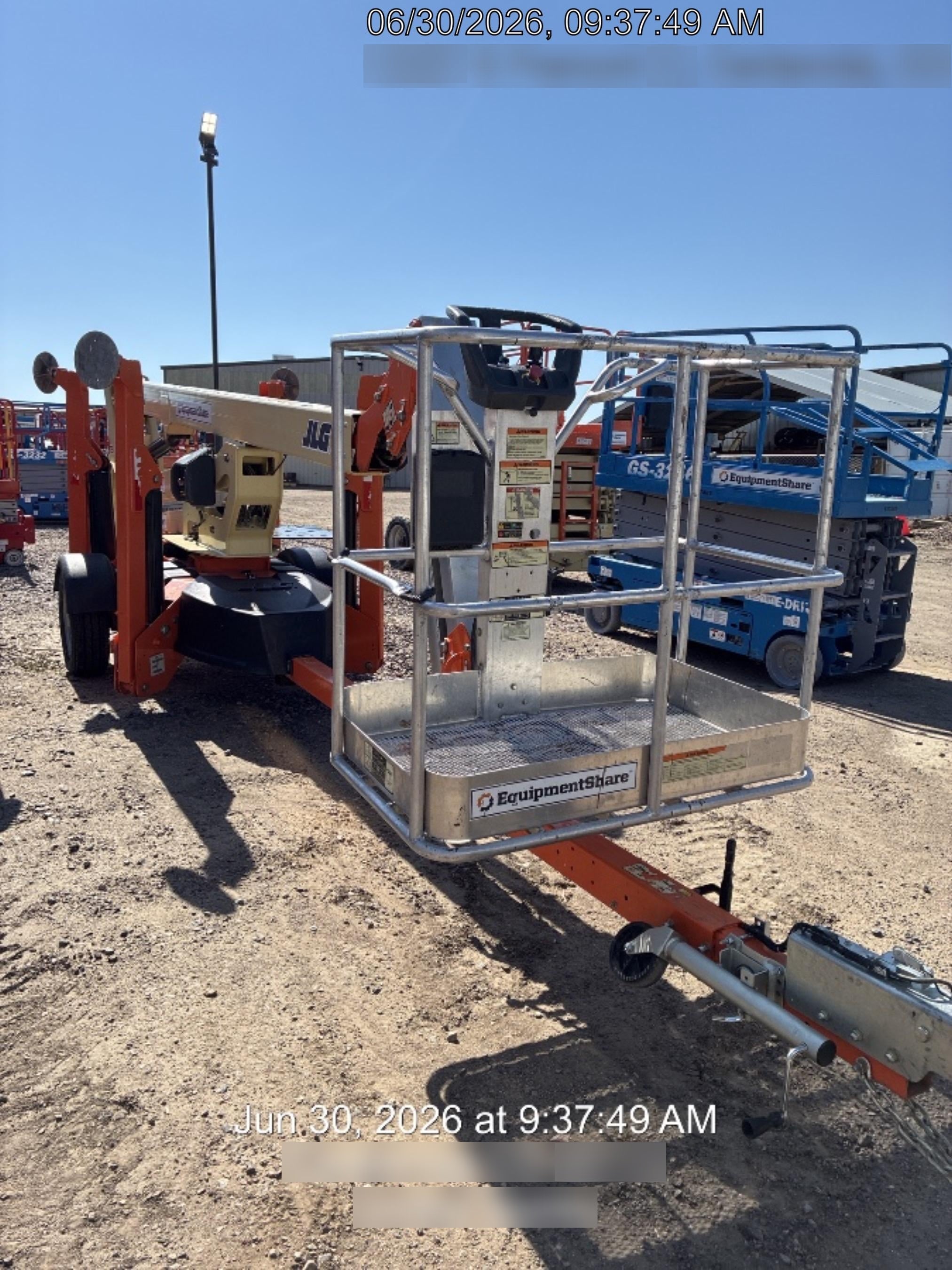 2022 JLG T500J