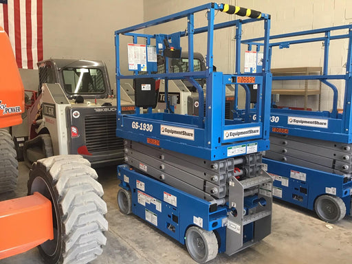 2020 Genie GS-1930 Solid Non Marking Tires, Beacon, Folding rails with half height swing gate, 800W Inverter