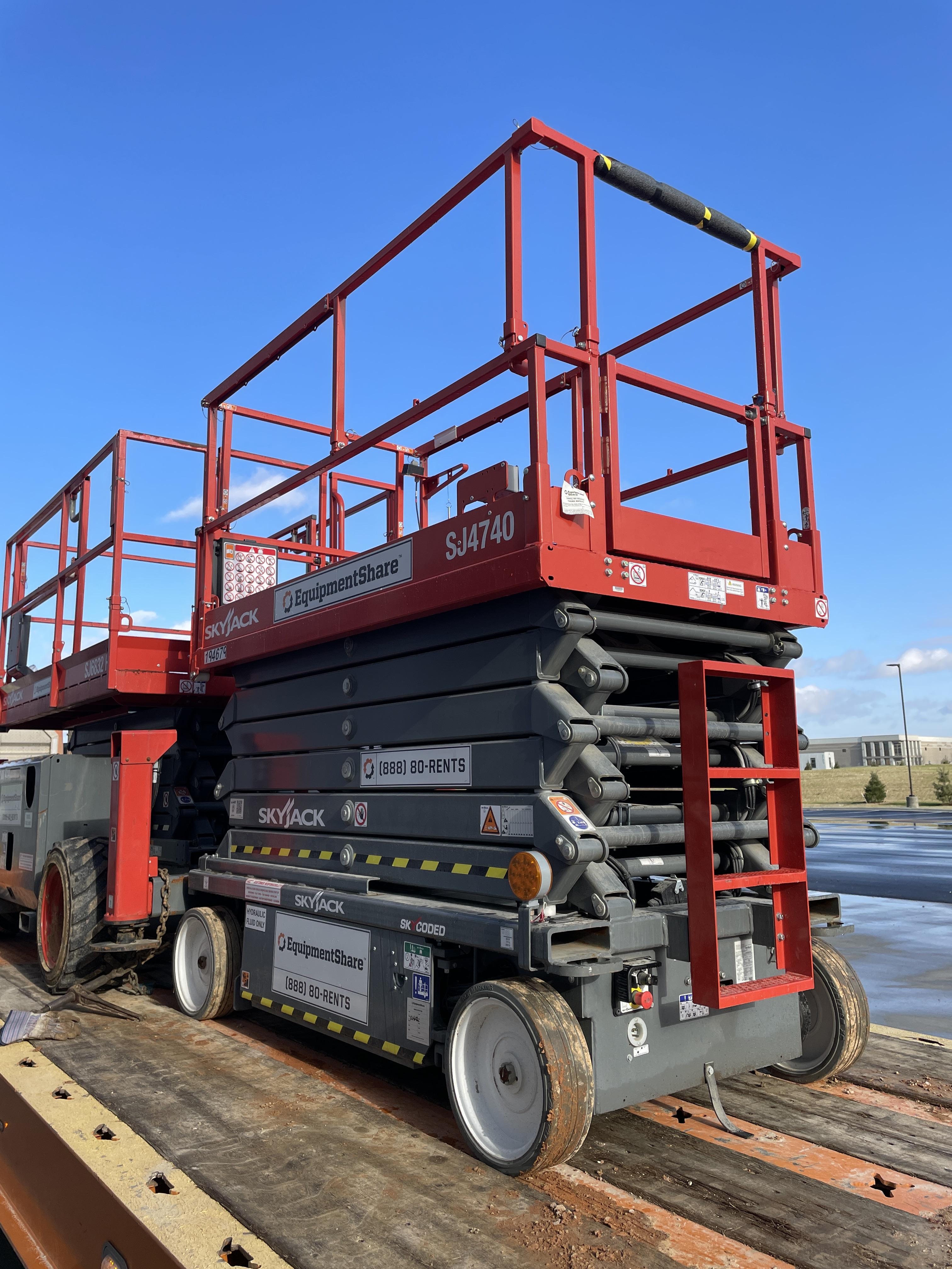 2021 Skyjack SJ4740 Hyd Drive, Sld NM Tires, DBcns, EST
