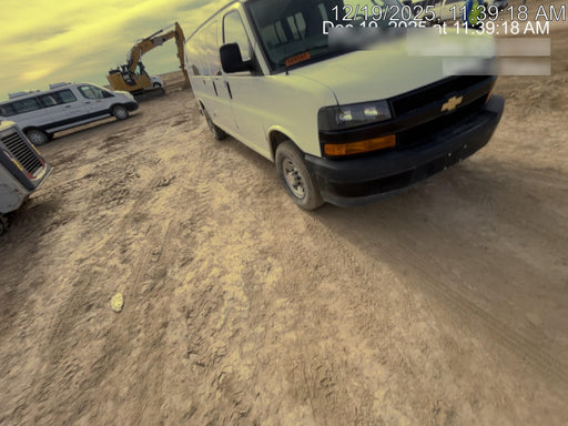 2023 CHEVROLET Express Van - Rental