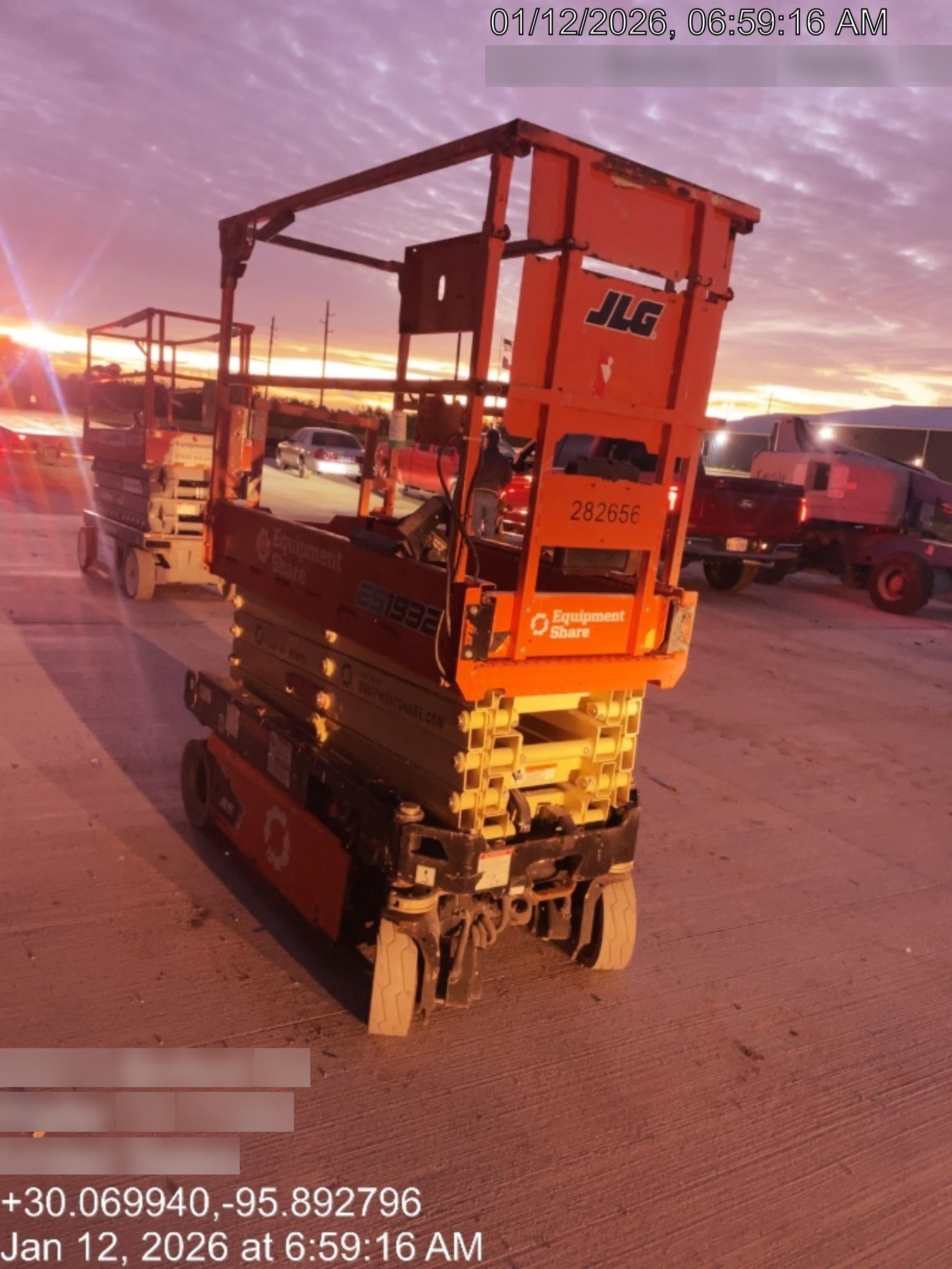 2022 JLG ES1932
