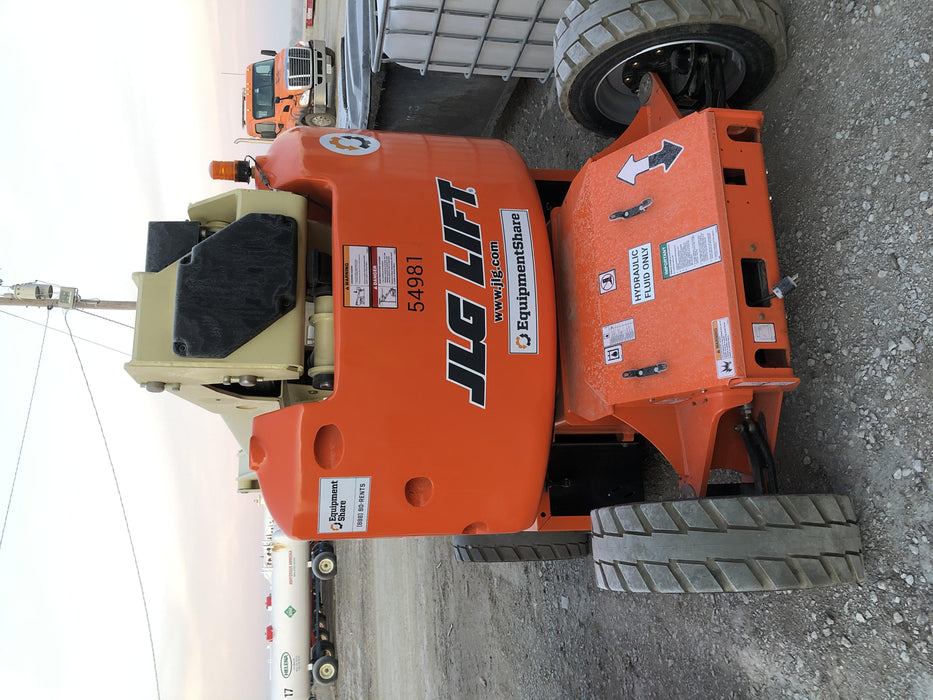 2019 JLG E450AJ