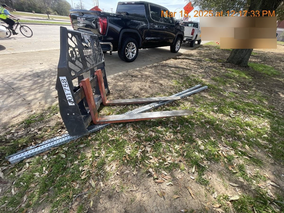 2024 PALADIN 72" Skid Steer Forks