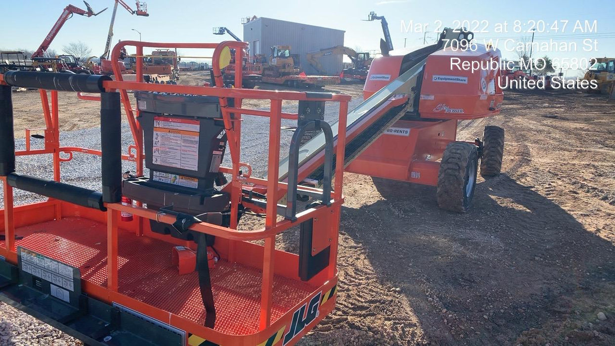 2021 JLG 400S
