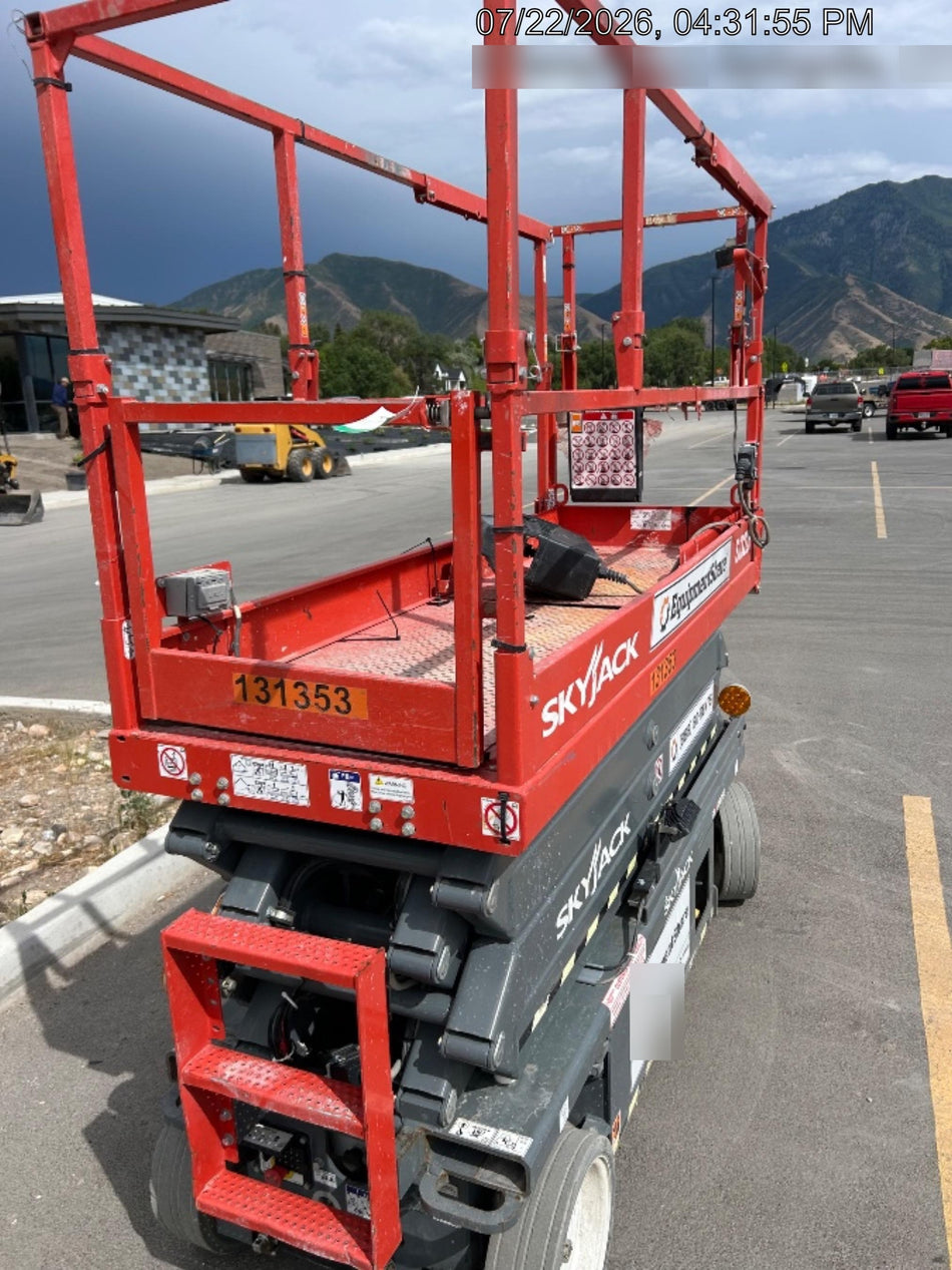 2021 SKYJACK SJ3226