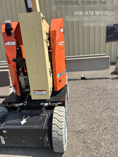 2025 JLG E300AJP