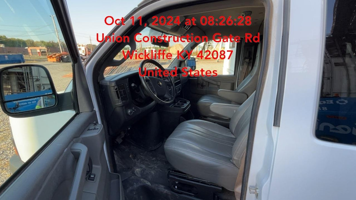 2023 CHEVROLET Express Van - Rental