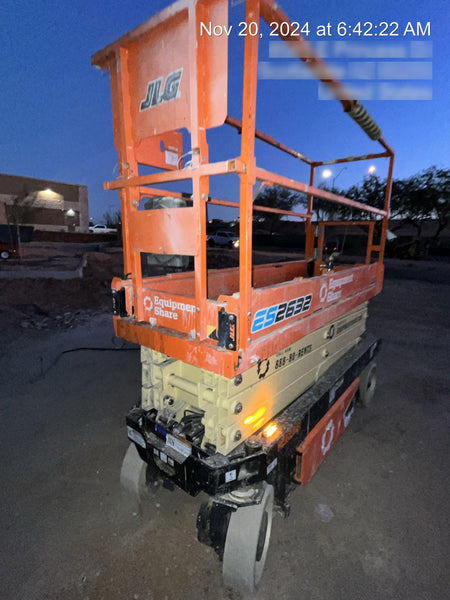 2022 JLG ES2632