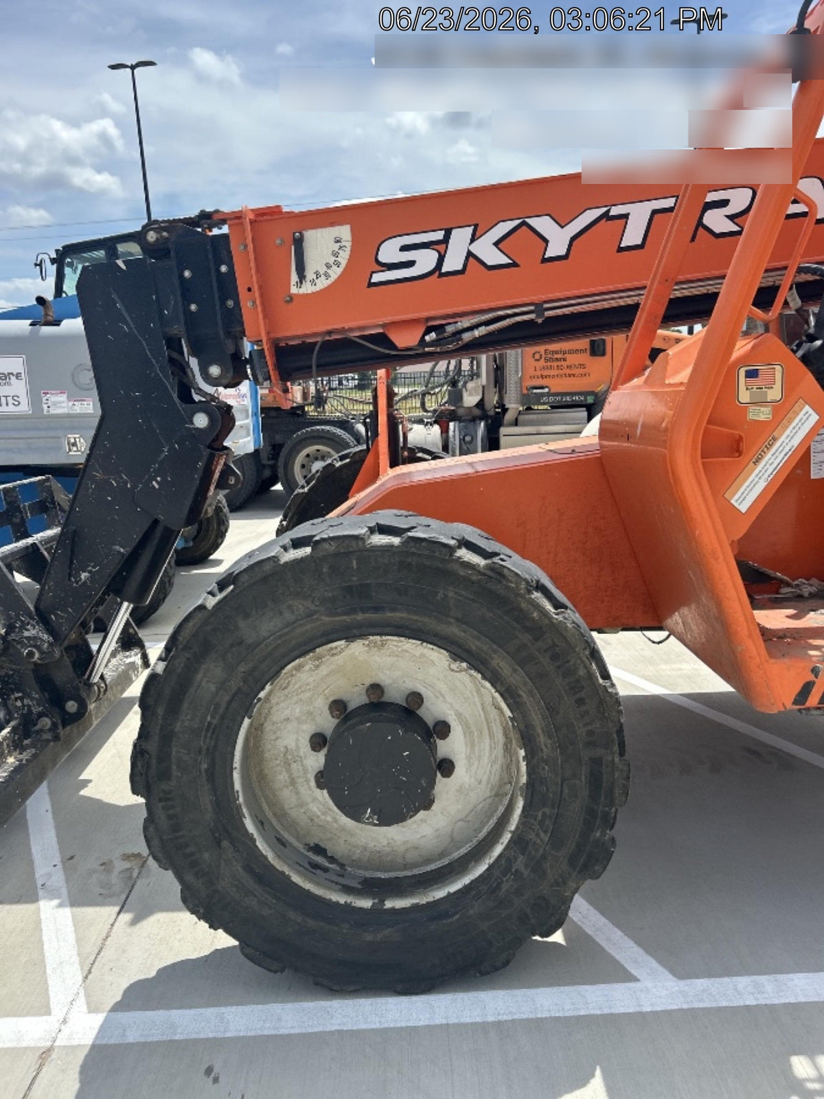 2019 Skytrak 6036 Canopy, Solid Tires, LED Work Lights, Beacon w/72" Carriage, 48" Pallet Forks